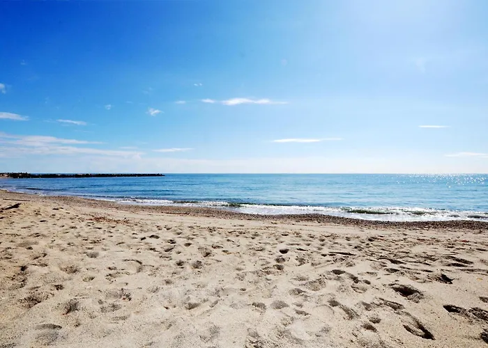 Vakantiehuis 1 Bedroom Stunning In